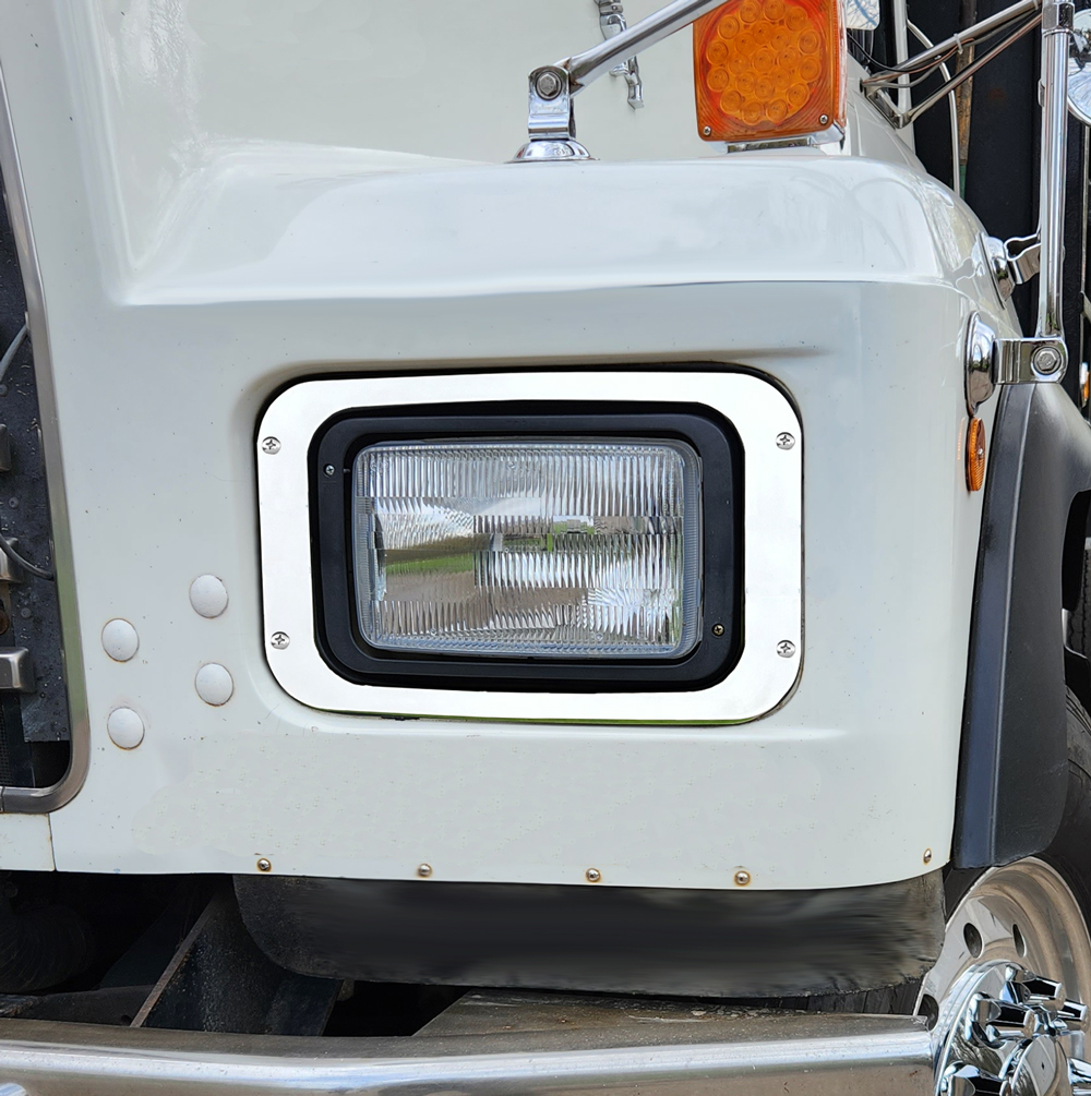 Headlight Trim Rings - Mack