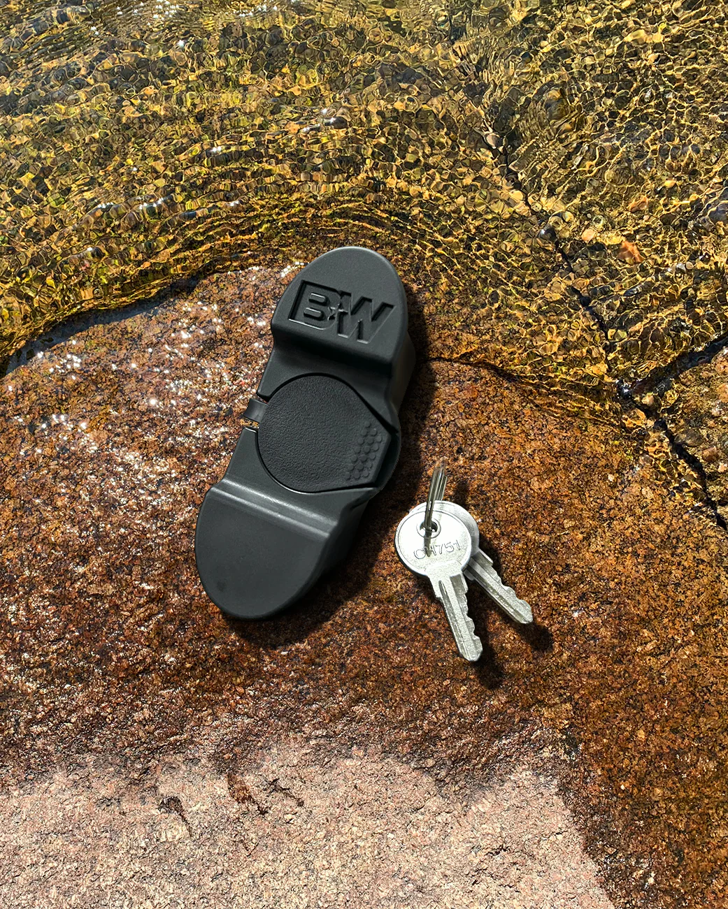 Pin Lock for Dual Ball Pintle