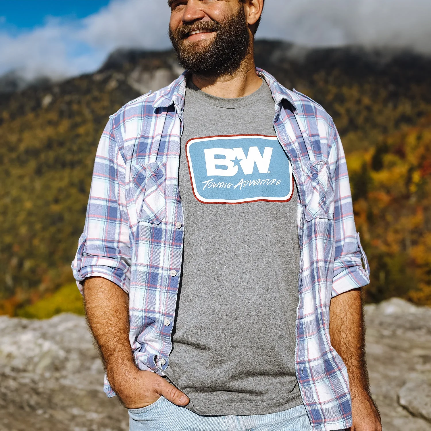 B&W Towing Adventure Shirt - Thumbnail 3