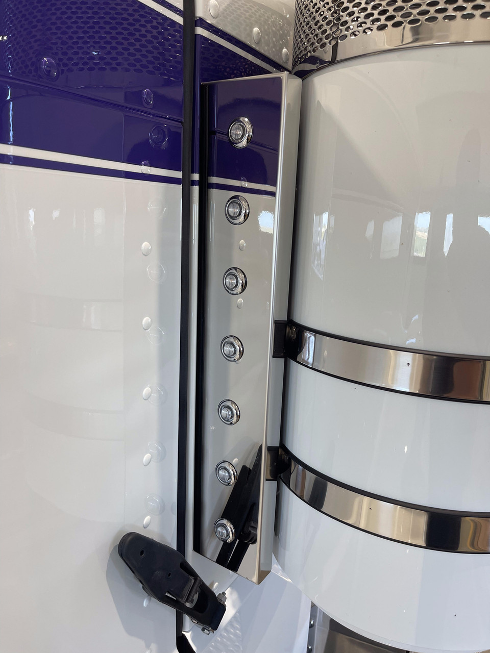 Peterbilt Air Cleaner Light Panels - Back Side - Thumbnail 5