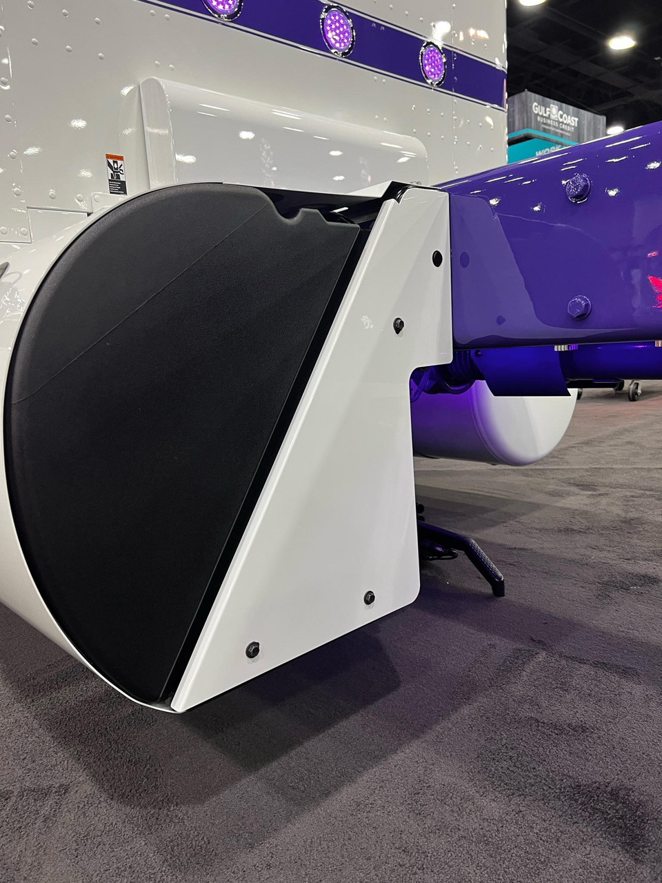 Peterbilt DEF Tank Covers (2022+) - Medium and Large Tank Fitment - Sold as Pairs ((1) Left and (1) Right)