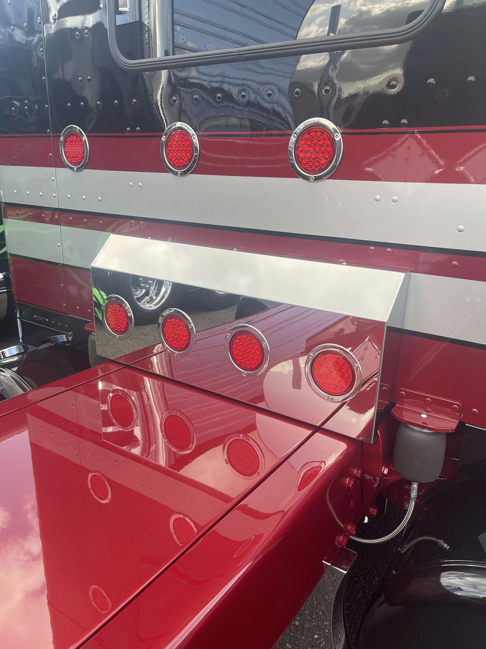 Peterbilt 389 Shock Box Cover - 45 Degree Top Design