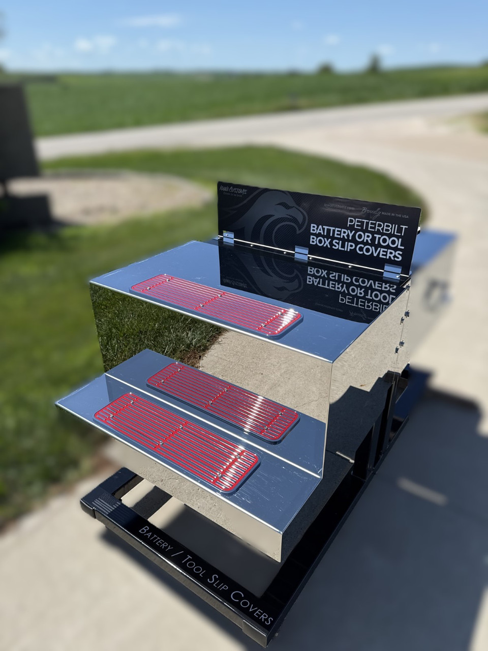 Peterbilt Battery & Tool Box Slip Covers with Quick Latches - Thumbnail 2