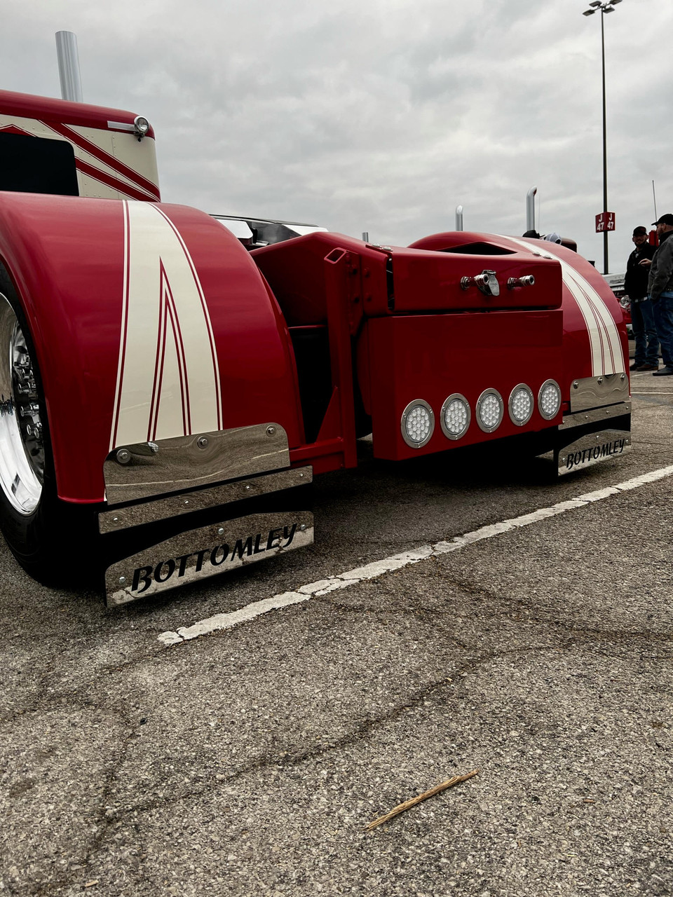 Rear Center Panel - 16" Drop - (5) 3/4" lights & (4) 4" Round Lights - Thumbnail 2