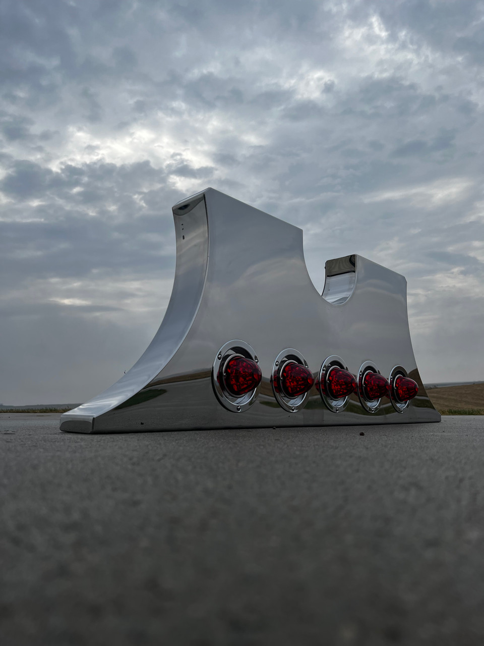 Fuel Tank I-Panel - 4 - 4" Lights in Body & 4 - 4" Lights in Back Panel