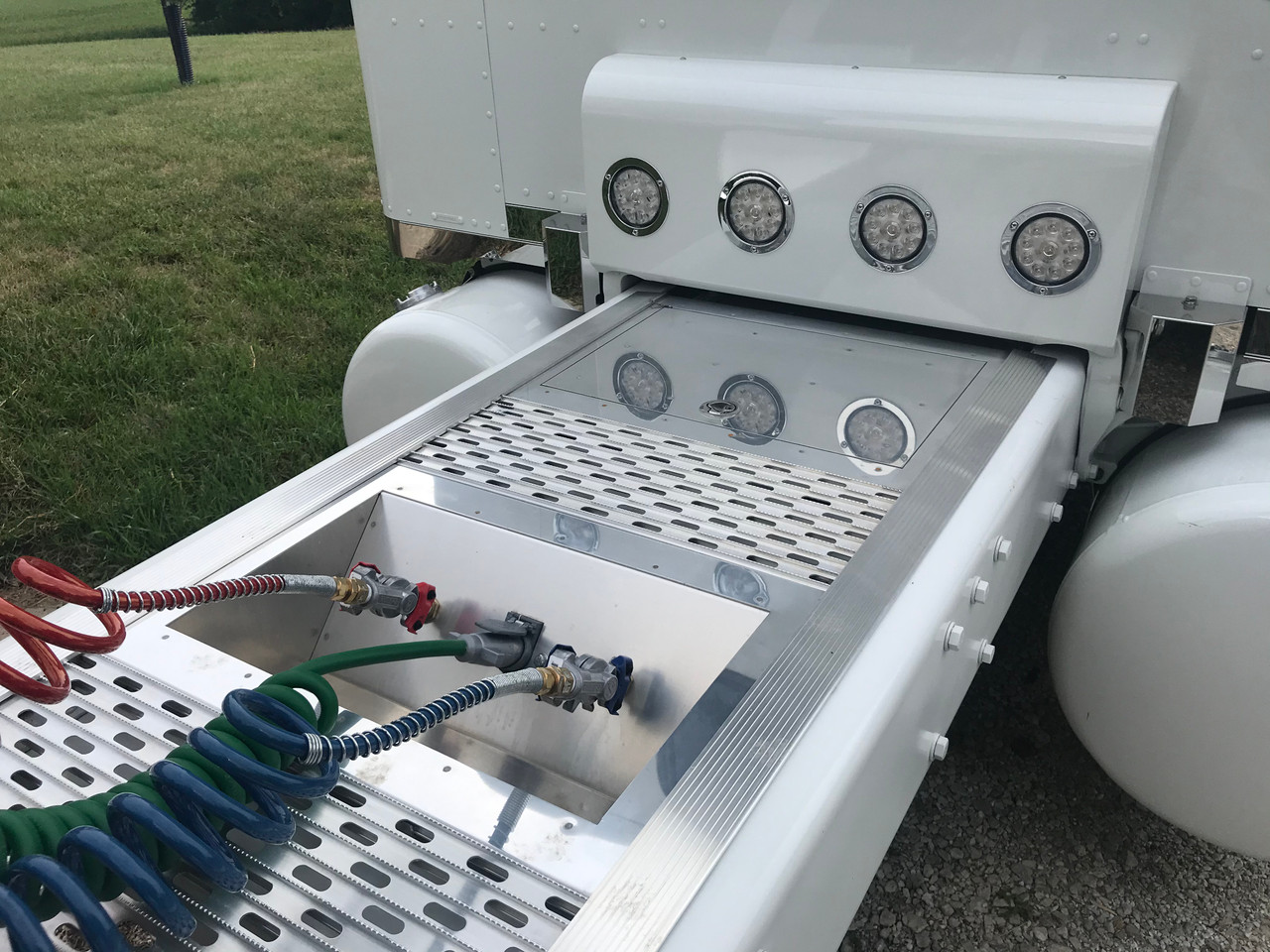 Merritt Dyna Deck System - Recessed Airline Box - #8 304 Stainless Steel - Thumbnail 2