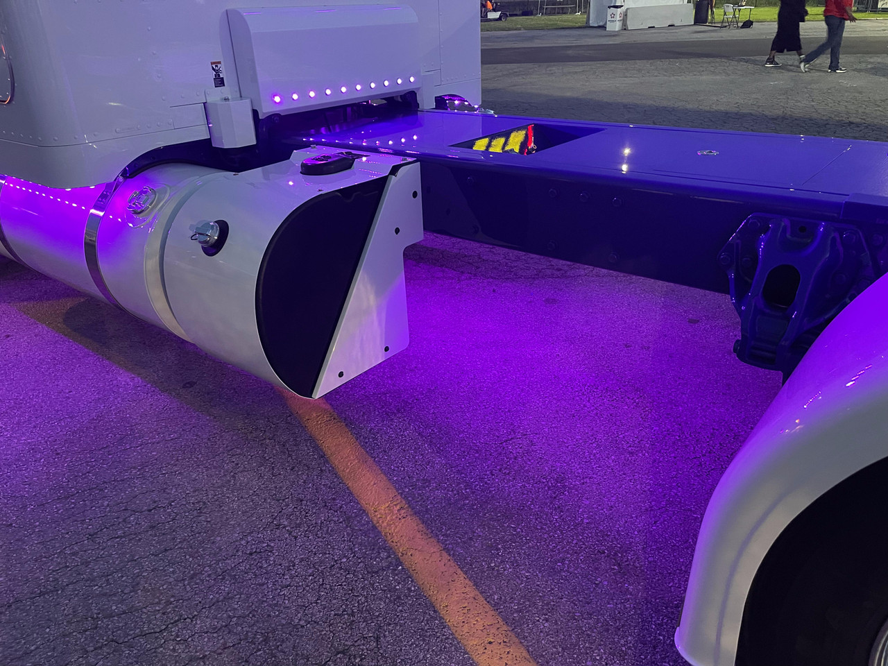 Glow Kit for Single Frame Installation - No Light Kit Included - 20ft Total - 8ft Glow Kit System Each Side of Vehicle - Thumbnail 6