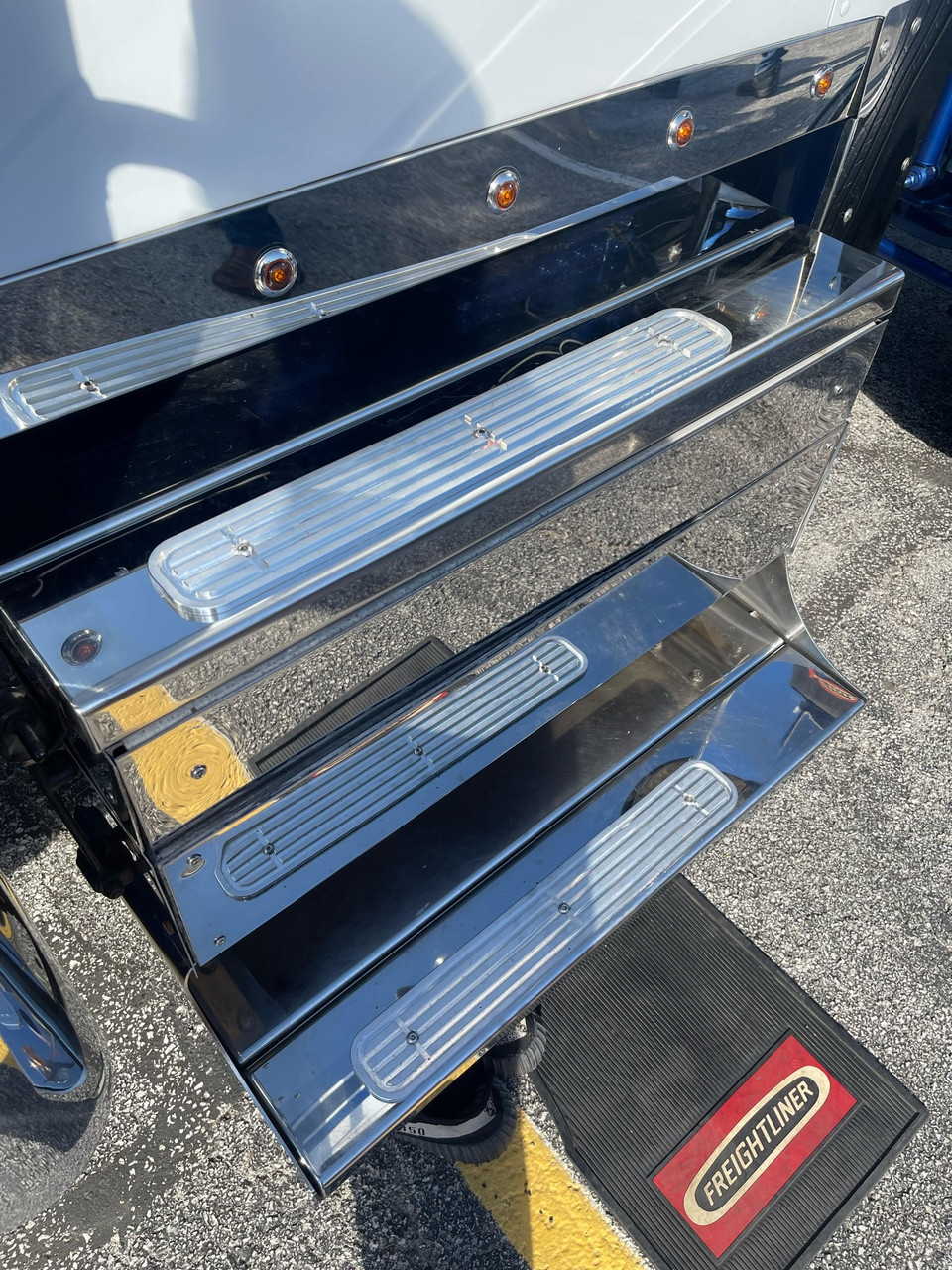 Step Plate - Series 2 Design - Thumbnail 2