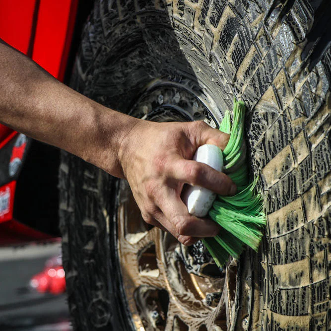 Nylex Handle Brush - Thumbnail 2