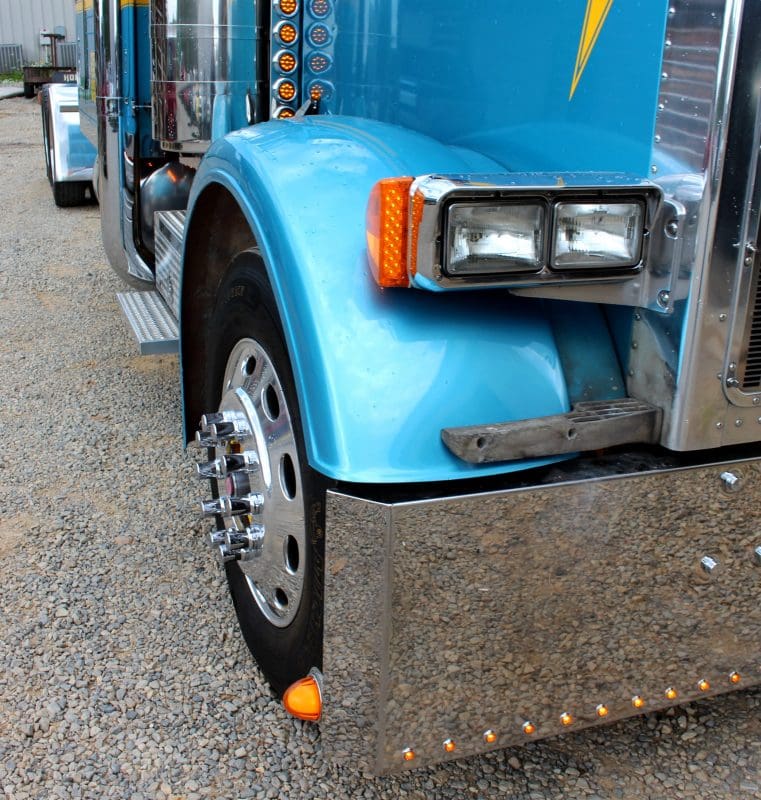 379 Front Fender 3.5 - Thumbnail 2