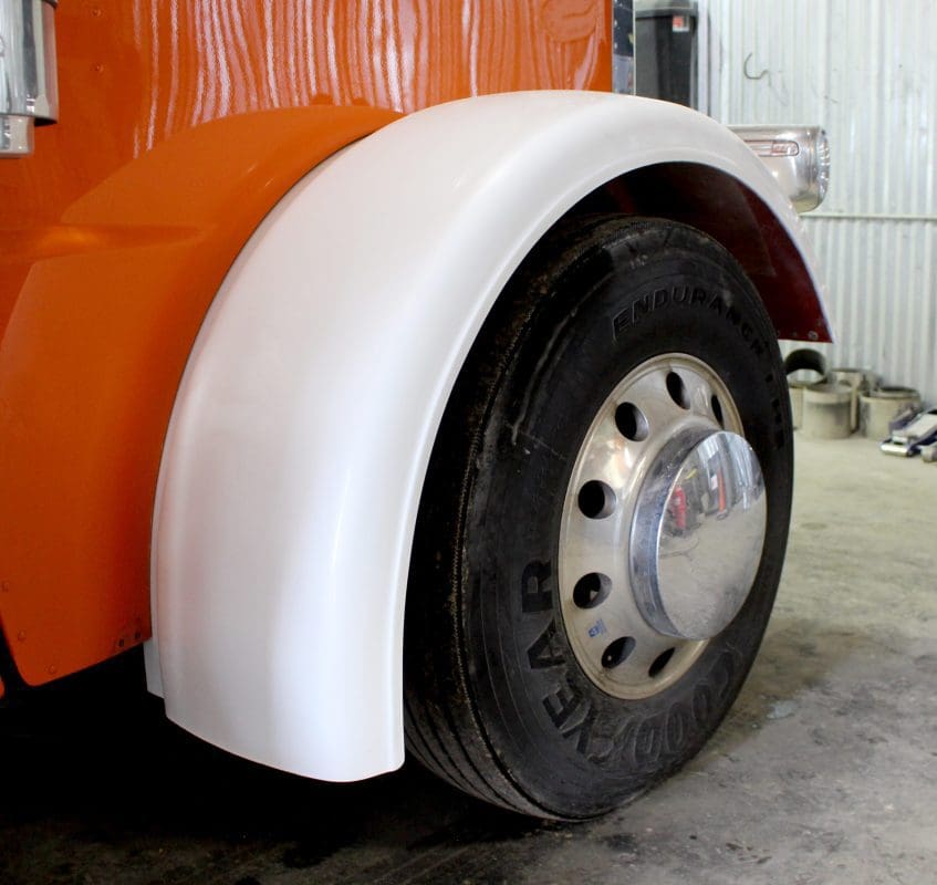 389 Front Fender 3.5 - Thumbnail 2