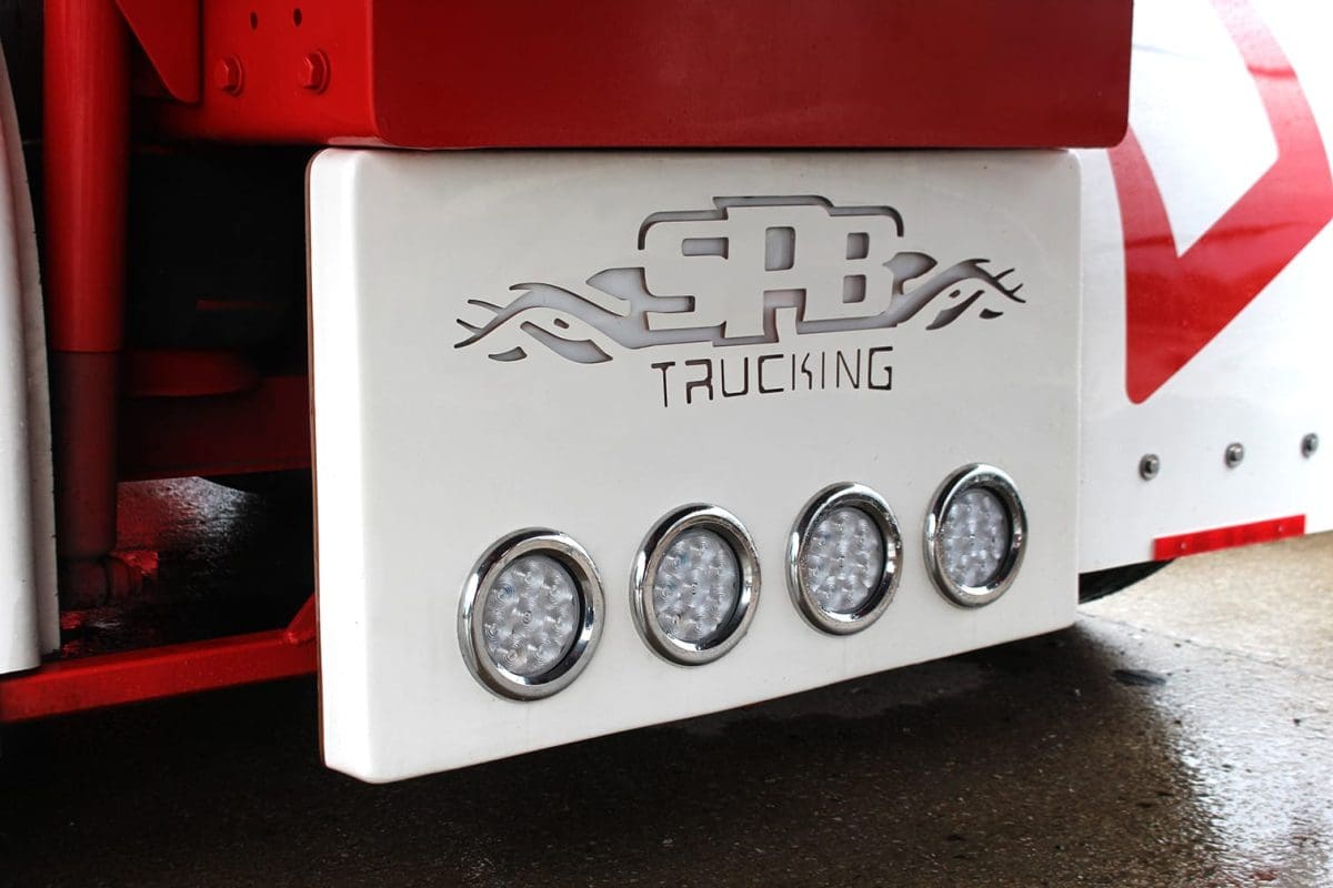 Rear Universal Light Panel - Thumbnail 3