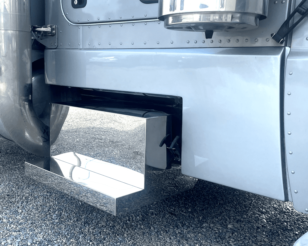 Stainless Steel Battery Box for Peterbilt 379 & 389 - Thumbnail 2