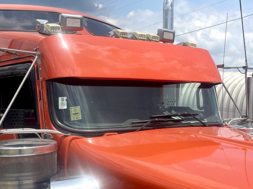 Kenworth Gangster Visor