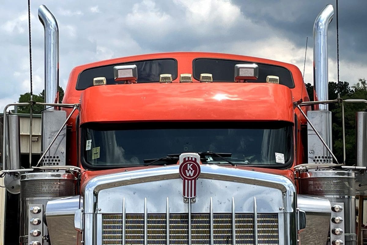 Kenworth Gangster Visor - Thumbnail 3