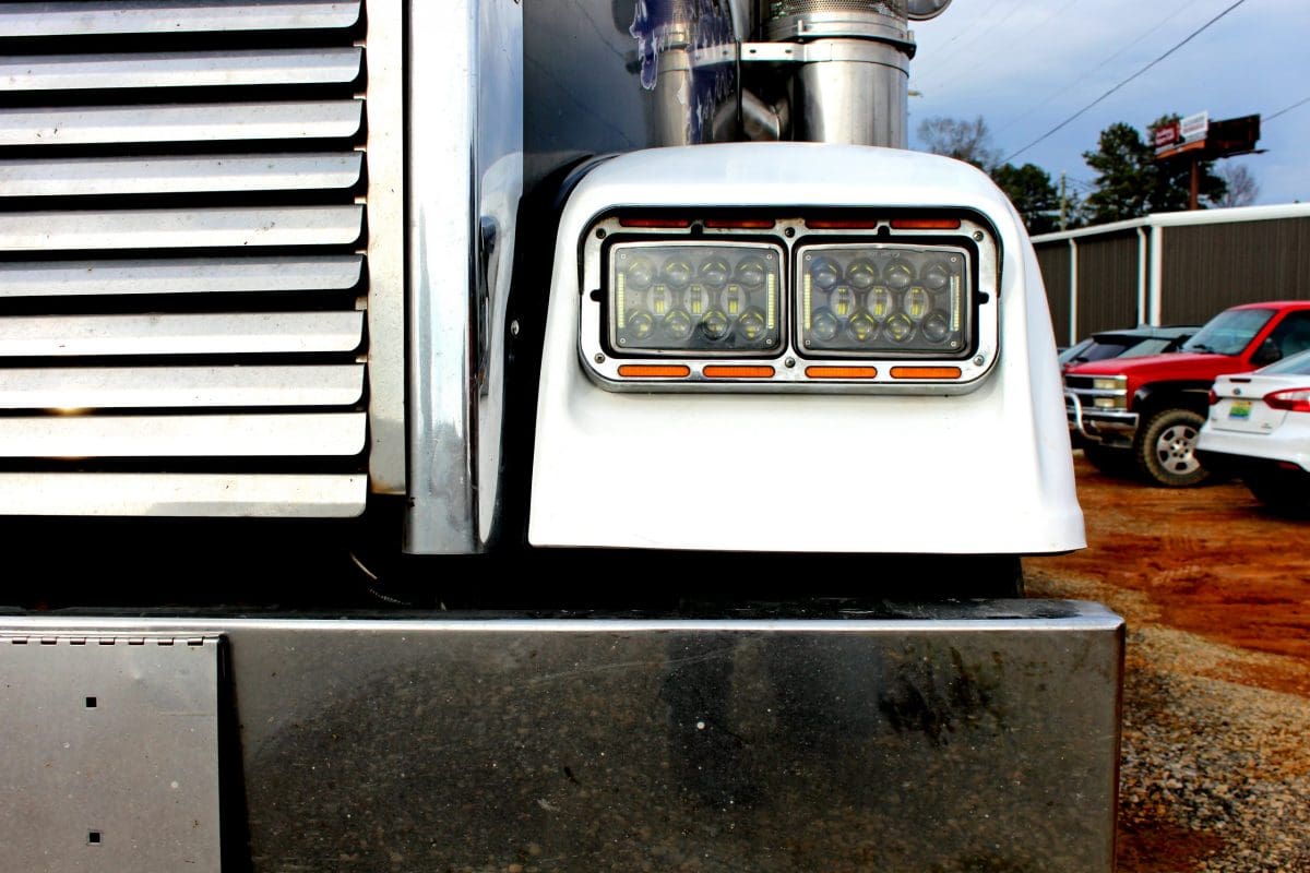 Freightliner Classic XL - Thumbnail 11