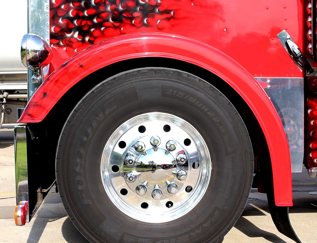 379 Front Fender 4.5 - Thumbnail 2