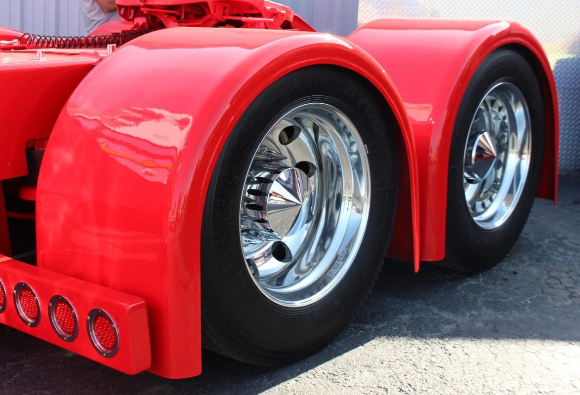 Classic Low Cut Single Humps