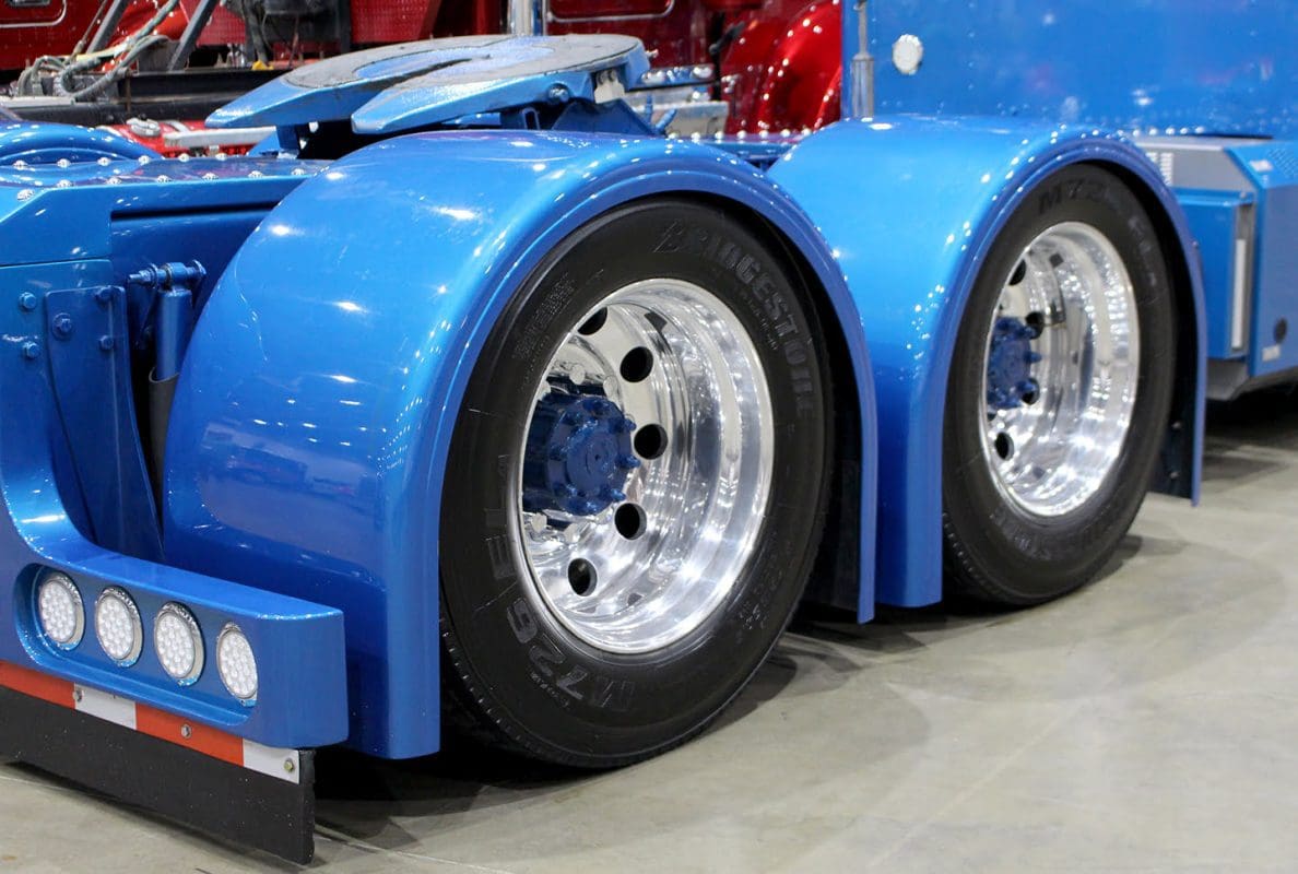 Classic Low Cut Single Humps - Thumbnail 5