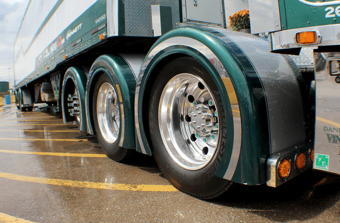 Gangster Single Humps - Thumbnail 2