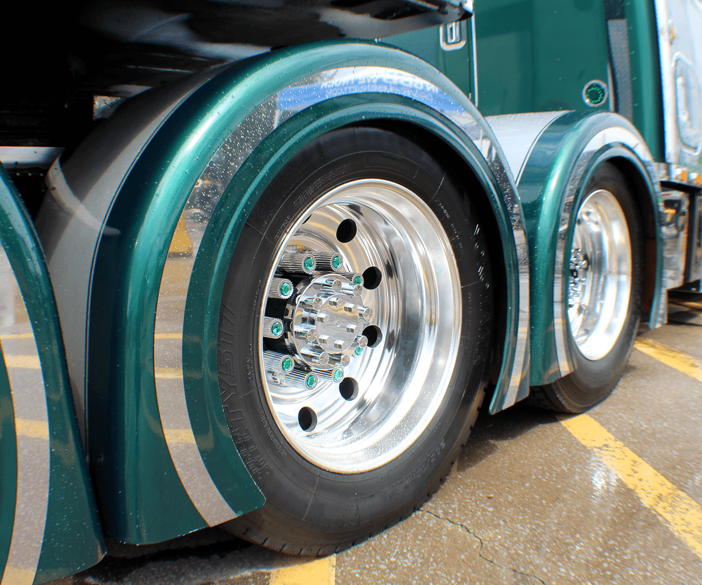 Gangster Single Humps - Thumbnail 3