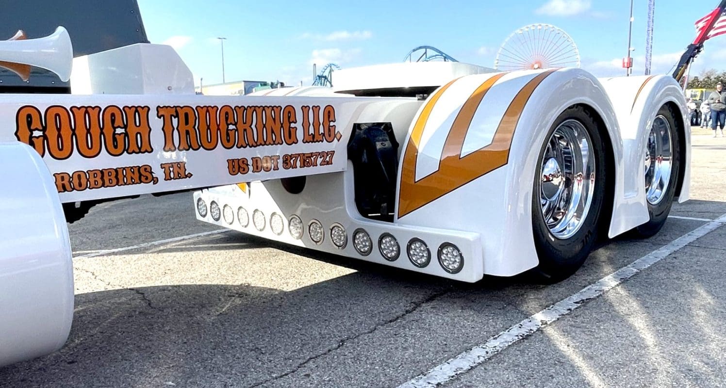 T-bar Fiberglass Front Bumper - Thumbnail 2