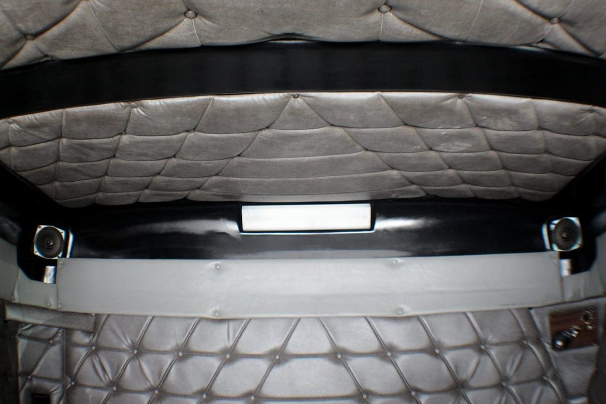 Freightliner Mid Roof Conversion with Built-in Liner 70″ - Thumbnail 9