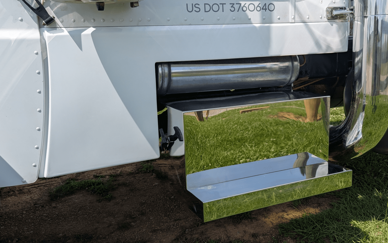 389 Cowl Panels 6″ O/S - Thumbnail 3