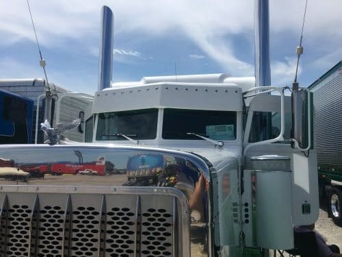 Peterbilt 379/389/386/388 Gangster Visor - Thumbnail 4