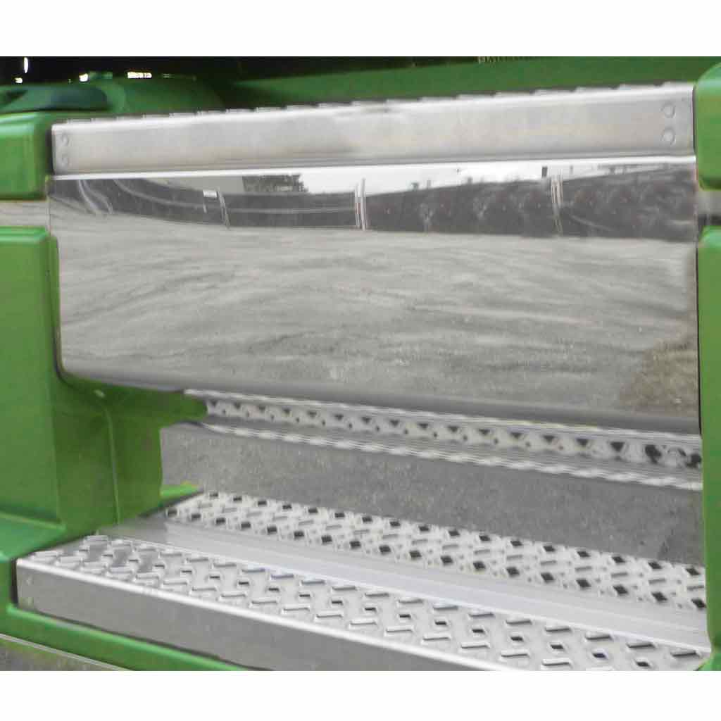 MACK ANTHEM Step Covers (2018+)