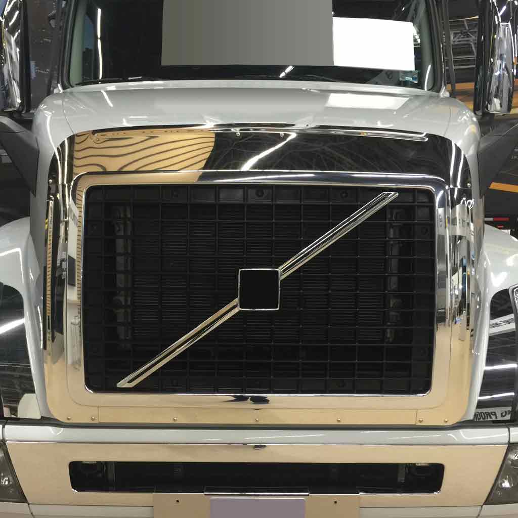 Volvo VN/VNL Bug Deflector & Grille Surround Kit (2003-2018)