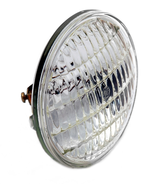 U-4411 Clear Narrow Flood Light  (Available while supply lasts)