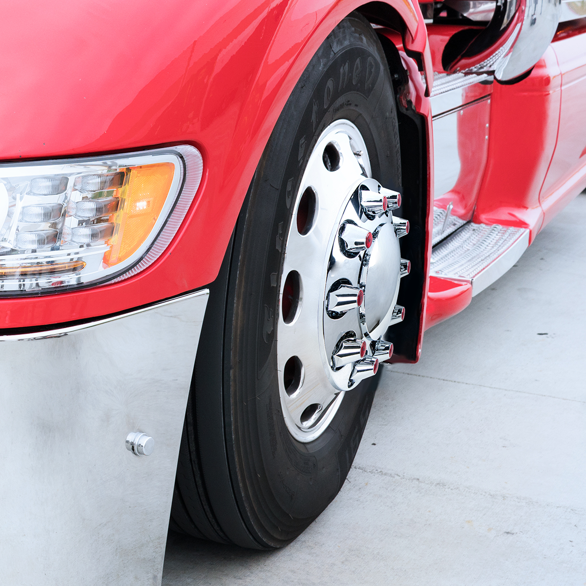 33mm X 2-3/4" Chrome Plastic Nut Covers With Flange - Push-On -Red Reflector (20-Pack) - Thumbnail 4