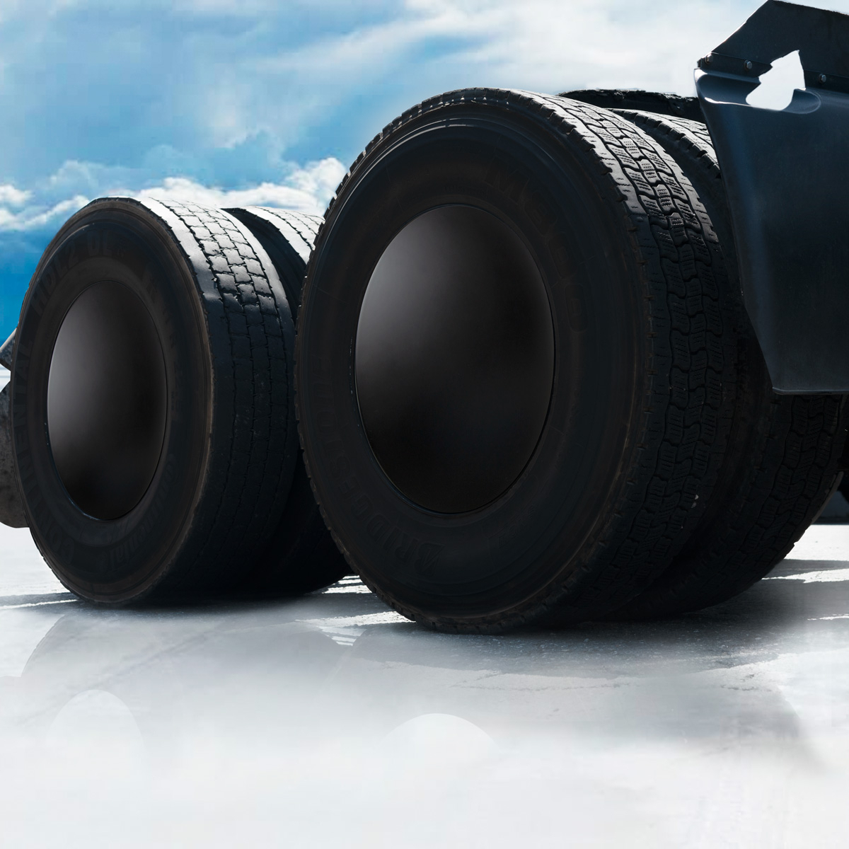 Aero Full-Moon Rear Axle Cover Kit - Matte Black - Thumbnail 6