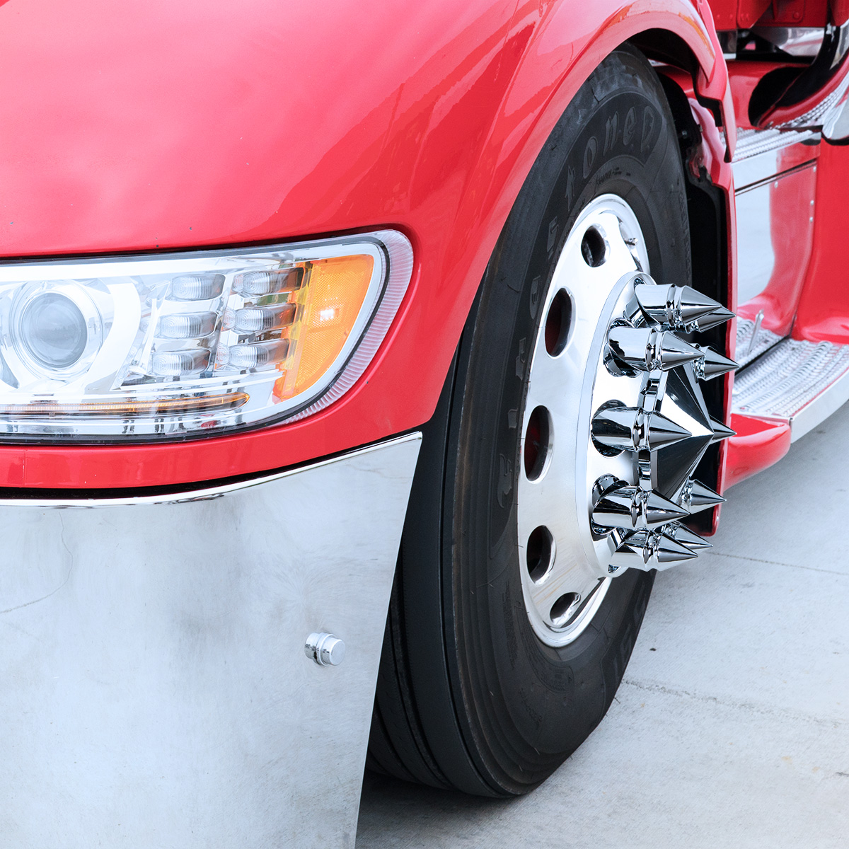 33mm X 4-3/8" Chrome Plastic V-Spike Nut Covers - Thread-On (60-Pack) - Thumbnail 4