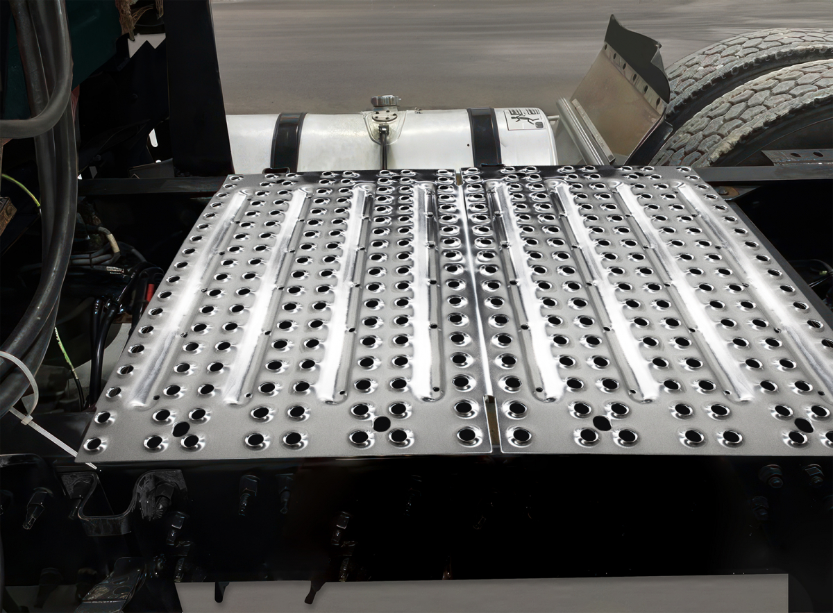 Deck Plate For 2003-2024 Volvo VNL - Thumbnail 6