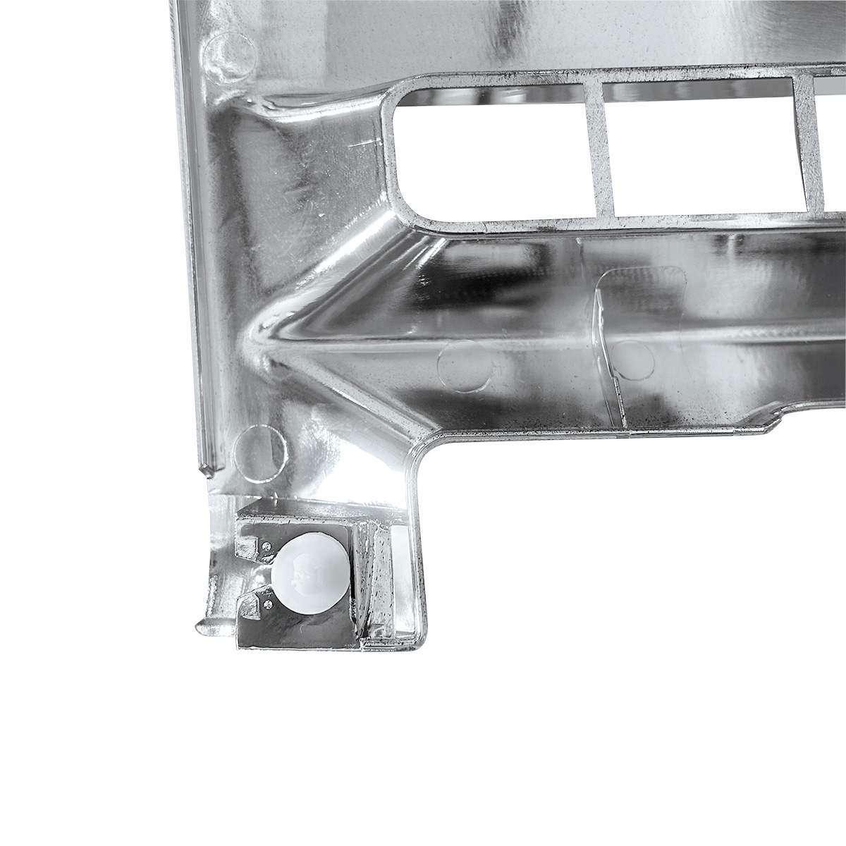 Chrome Grille For 2008-2015 Isuzu NPR (ELF 400/500/600) - Thumbnail 5