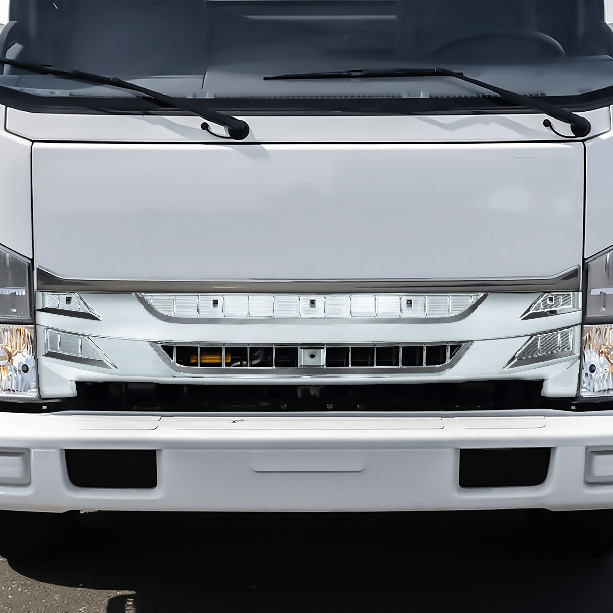 Chrome Grille For 2013-2024 Isuzu NPR (ELF 400/500/600) - Thumbnail 5