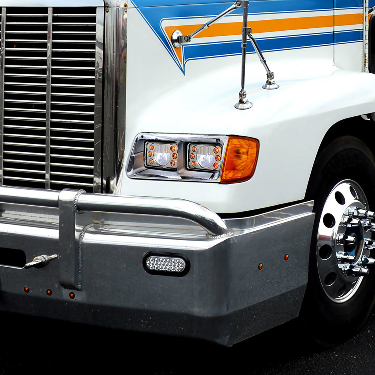 1PC Headlight Bezel With Turn Signal For 1989-2009 Freightliner FLD - Driver - Thumbnail 4