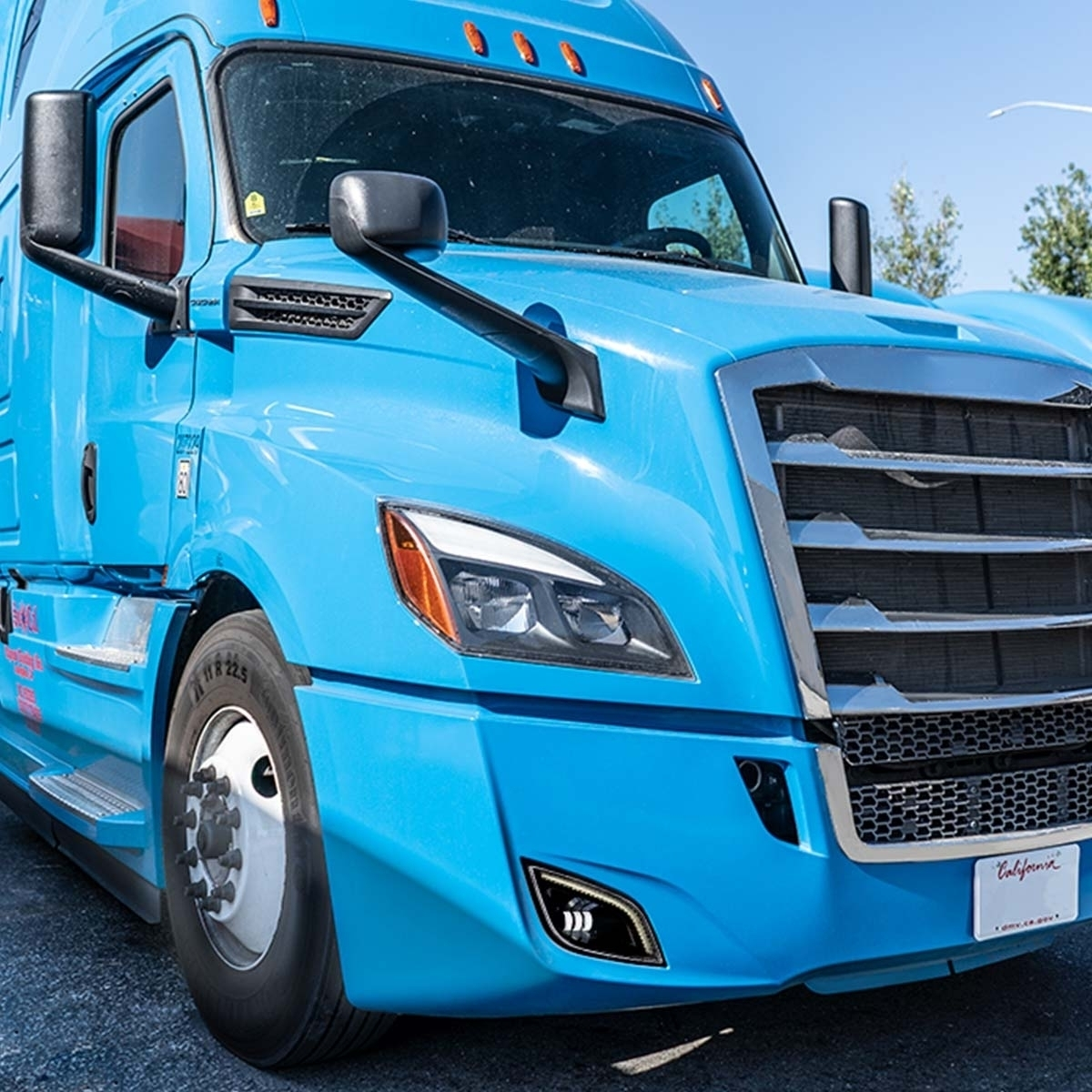 34 LED Chrome Fog Light With LED Light Bar For 2018-2024 Freightliner Cascadia - Passenger - Thumbnail 7