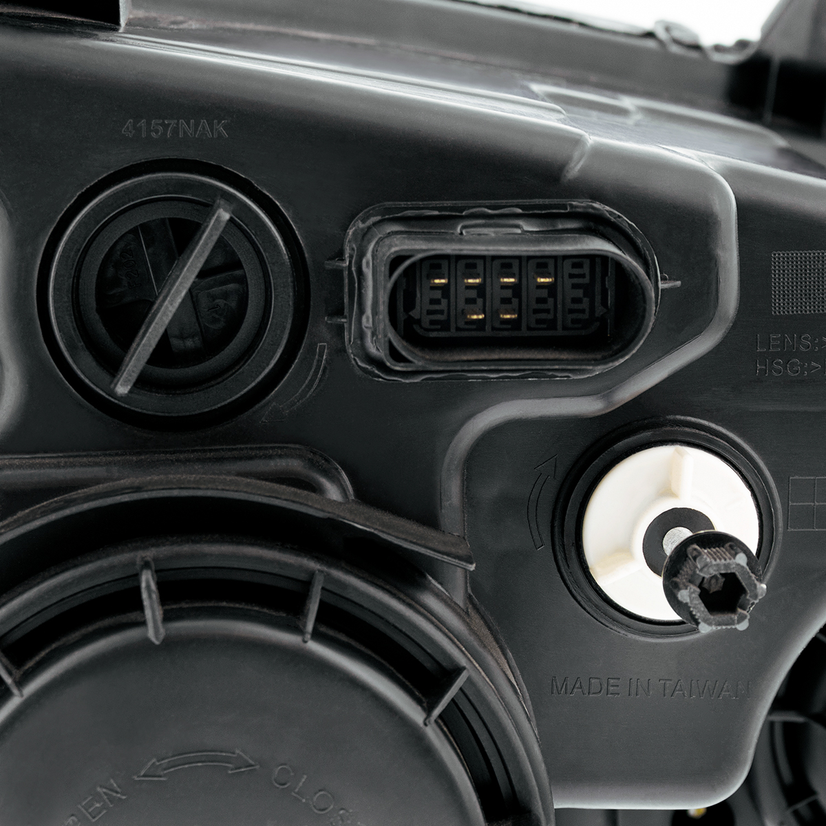 Chrome Full LED Projection Headlight With Turn Signal & Position Light Bar For 2008-2017 Kenworth T660 - Driver - Thumbnail 6