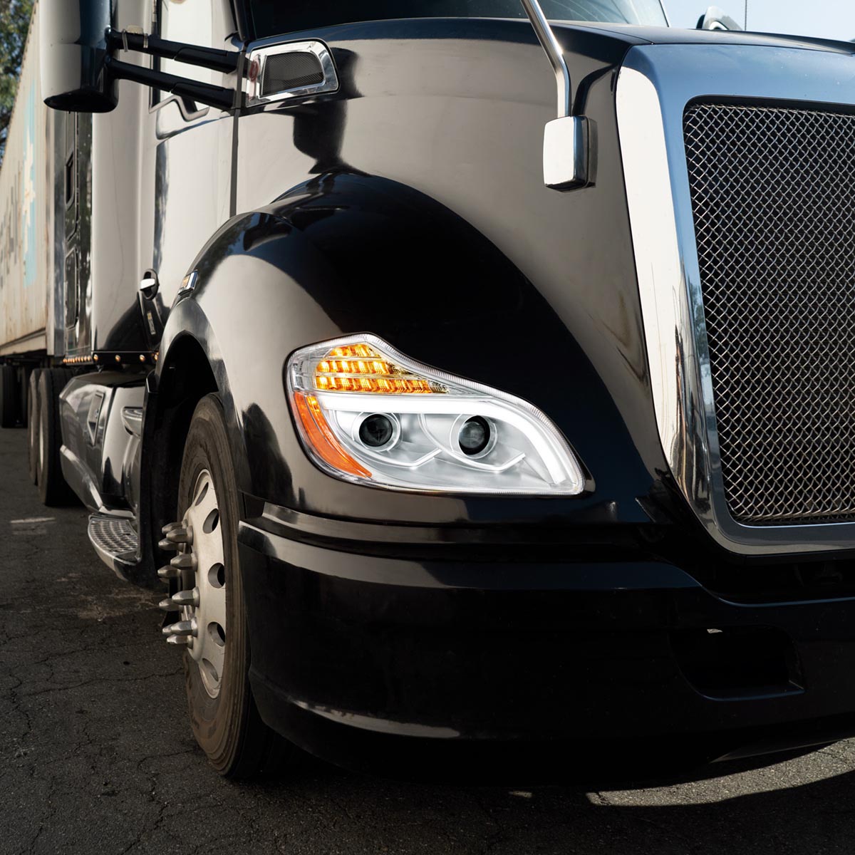 Chrome 8 LED Projection Headlight For 2013-2021 Kenworth T680-Passenger - Thumbnail 10