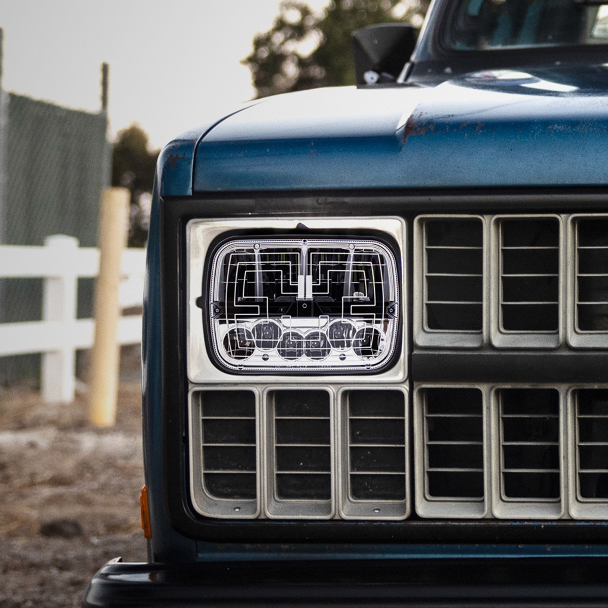 ULTRALIT - Heated 5" X 7" LED Headlight With Polycarbonate Lens & Housing - Thumbnail 4