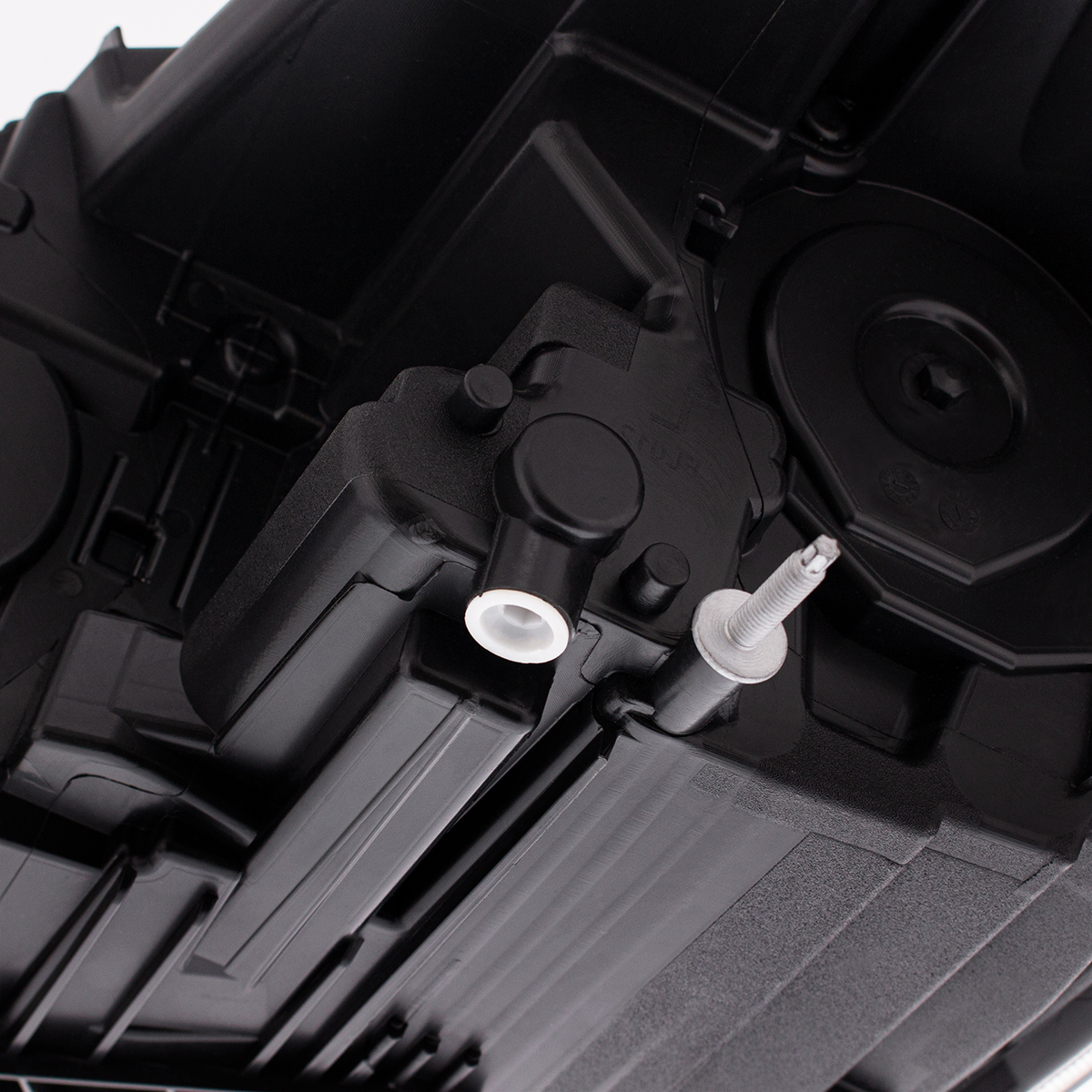 Chrome LED Headlight For 2018-2024 Freightliner Cascadia - Passenger - Thumbnail 9