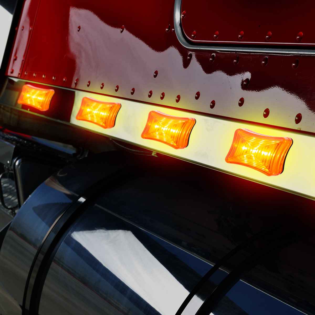 3 LED Rectangular Clearance/Marker Light-Amber LED/Amber Lens - Thumbnail 7