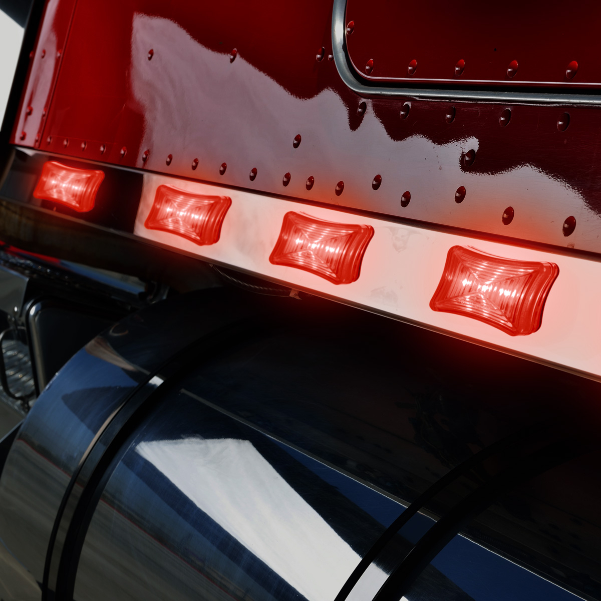 3 LED Rectangular Clearance/Marker Light-Red LED/Red Lens - Thumbnail 7