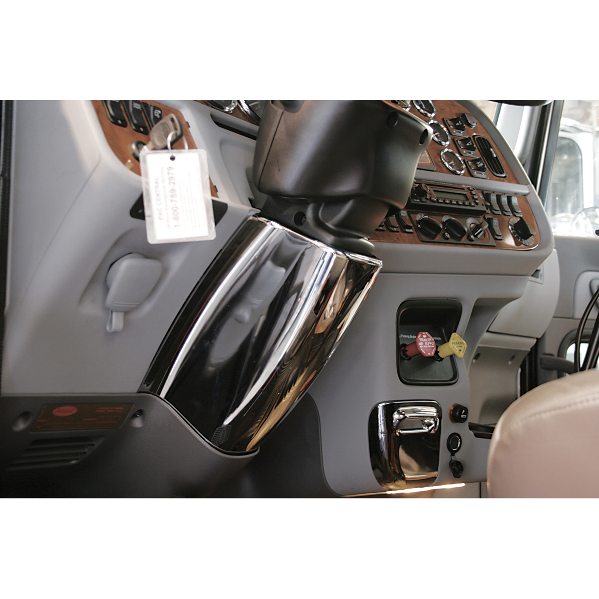 Mid Steering Column Cover For Peterbilt 389 (2008-2022), 388/386 (2006-2015), & 379/378 (2006-2007) - Thumbnail 6