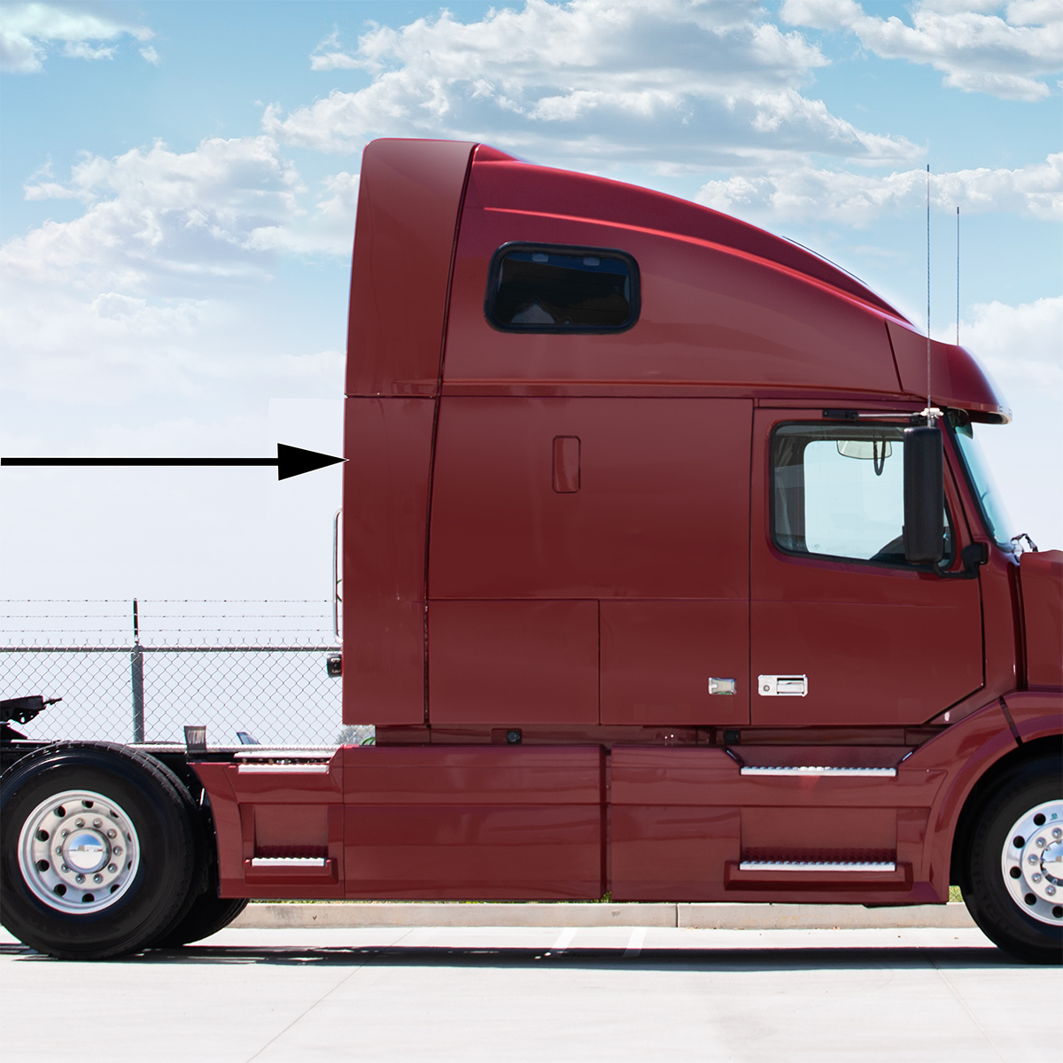 Lower Side Cab Fairing Extension For 2003-2017 Volvo VNL-Passenger - Thumbnail 7