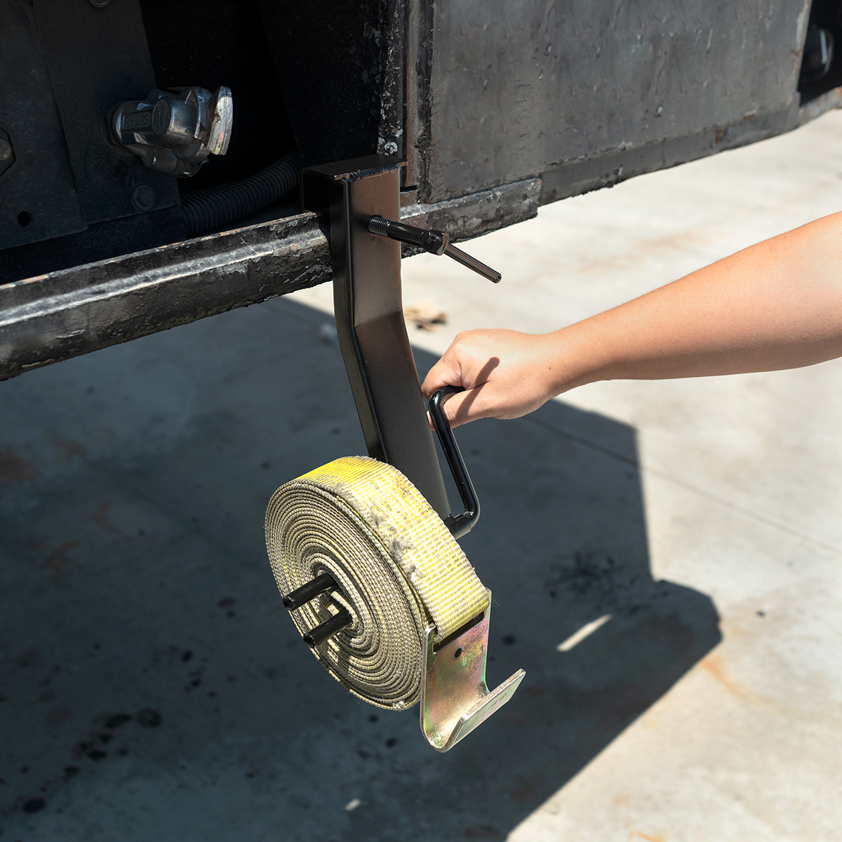 Black Heavy Duty Belt Strap Winder - Thumbnail 3