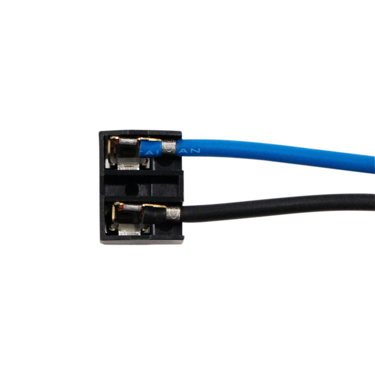 2-Wire Universal H7 Halogen Bulb Headlight Connector. Two Pins at 90° Angle - Thumbnail 4